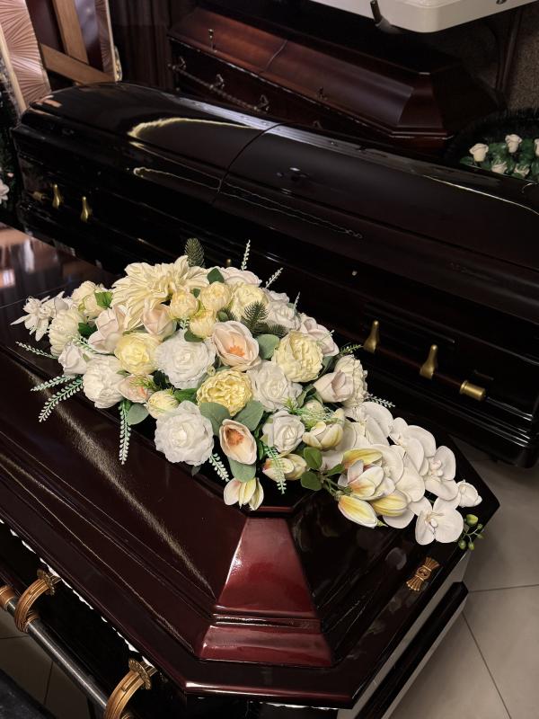Ікебана на верхню панель труни