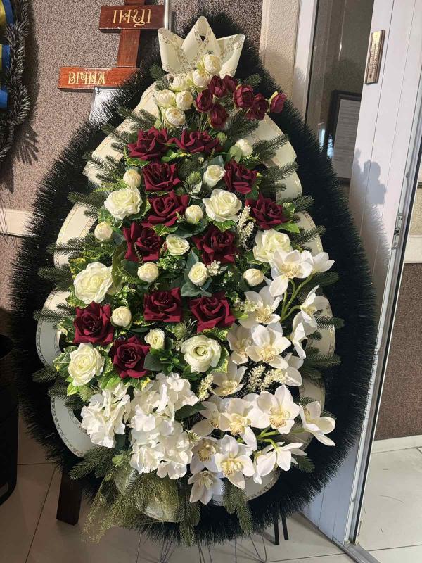 Вінок ритуальний VIP