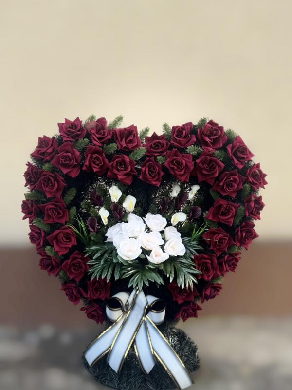 Корзина ритуальна "Серце"