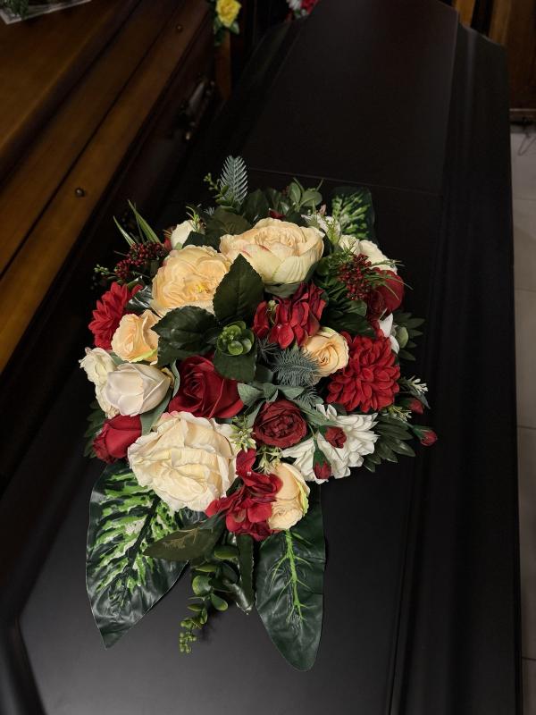 Екібана до труни